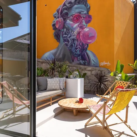 Exquisite 2br Modern W Private Pool