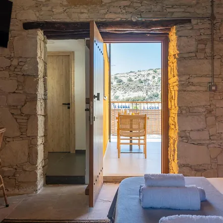 Exquisite 2br Modern W Private Pool Agios Tychonas