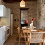 Exquisite 2br Modern W Private Pool Apartment Agios Tychonas