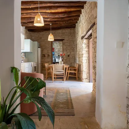 Exquisite 2br Modern W Private Pool Lejlighed Agios Tychonas