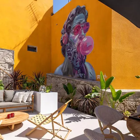 Exquisite 2br Modern W Private Pool Lejlighed