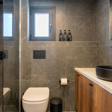 Exquisite 2br Modern W Private Pool Agios Tychonas