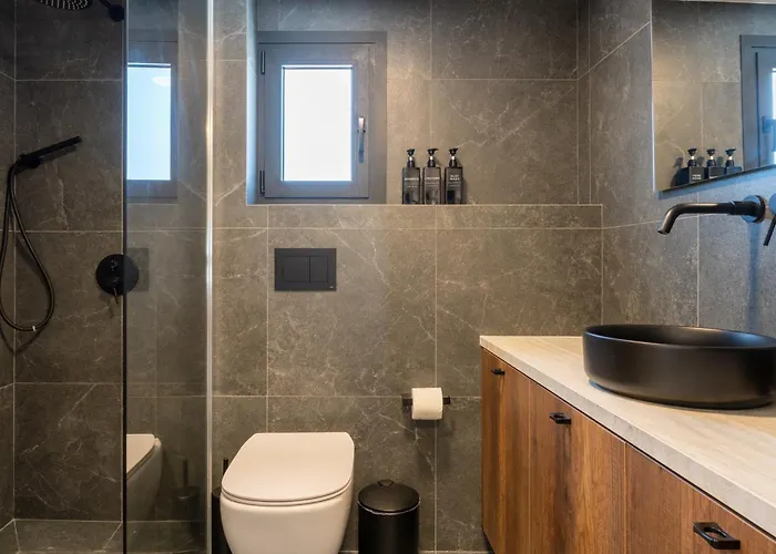 Exquisite 2br Modern W Private Pool Agios Tychonas